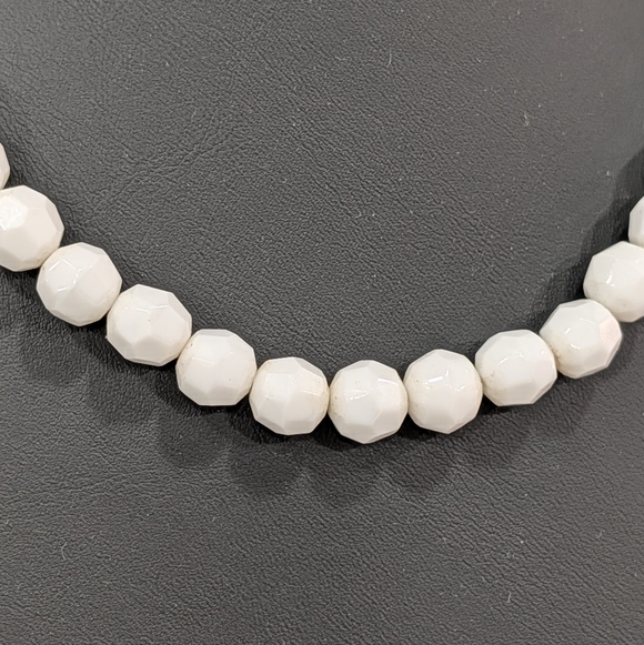 Vintage Milk Glass Necklace With Ornate Brass Clasp - Picture 4 of 8